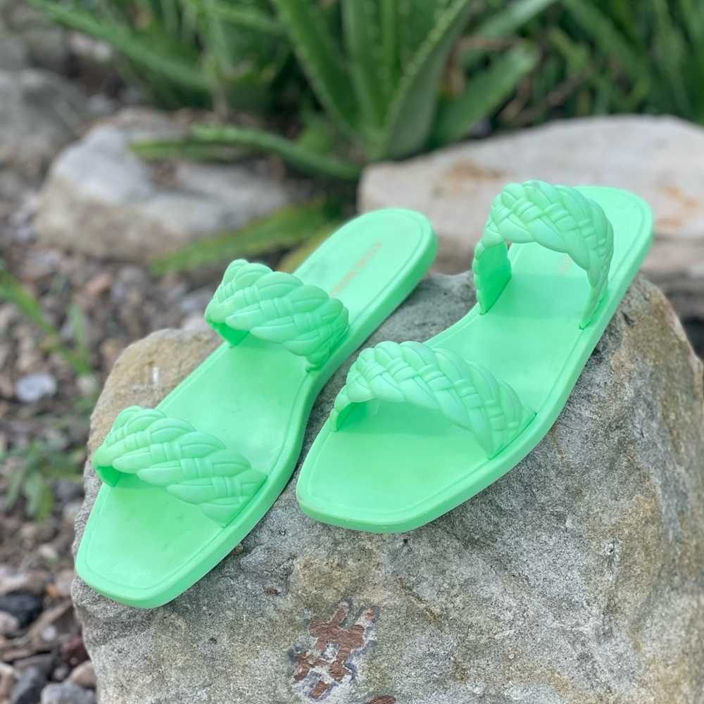 Steve Madden Bohemia Slip-On Slide Samdals - image 1